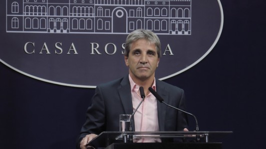 Caputo sobre la dolarización: "Las condiciones para eso son mejores que cuando asumimos"