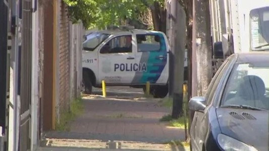Encontraron muerto al hombre que se había atrincherado en su casa de Lanús