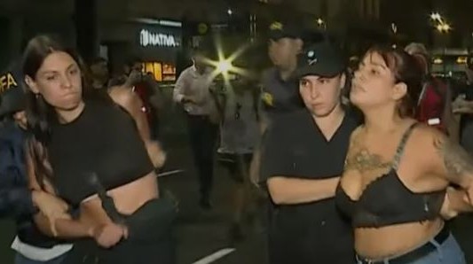Liberaron a cuatro mujeres detenidas anoche en los incidentes en adyacencias del Congreso