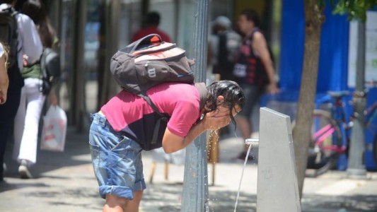 Alerta roja por calor extremo en Córdoba y 14 provincias del centro y el norte