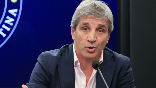 Caputo afirmó que la inflación "está bajando" y que "en enero será del 20%"