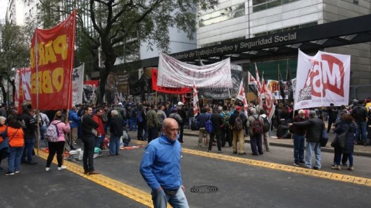 Fracasó la reunión por el salario mínimo y el Gobierno determinará el aumento por decreto