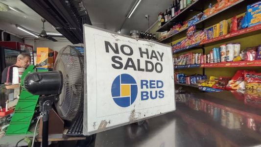 Problemas para cargar la Red Bus, tras el aumento, los kioscos no dan abasto