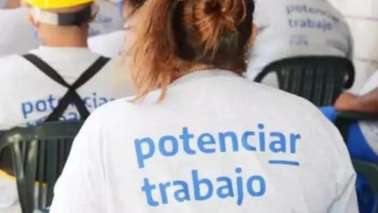 Suspendieron el pago de 22.501 planes Potenciar Trabajo a beneficiarios que realizaron viajes al exterior