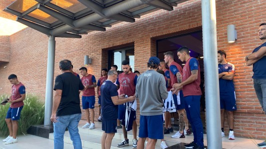 Belgrano-Talleres: banderazo albiazul en la previa