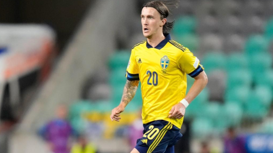 Internaron al futbolista sueco Olsson: está con respiración asistida tras sufrir un problema cerebral