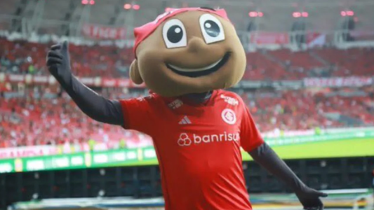 Escándalo: denuncian a la mascota de un equipo de fútbol por acoso sexual