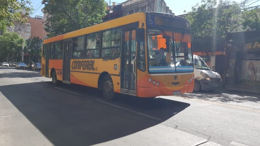 La UTA anunció un paro de colectivos en el interior del país para el próximo martes