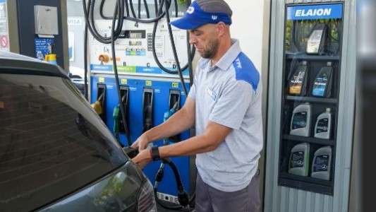 YPF aprueba desprenderse de 55 áreas maduras y revalúa activo con deterioro de US$ 1.800 millones