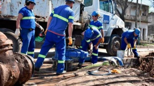 Despidos en AySA: el gremio de Obras Sanitarias convocó a un paro para la próxima semana