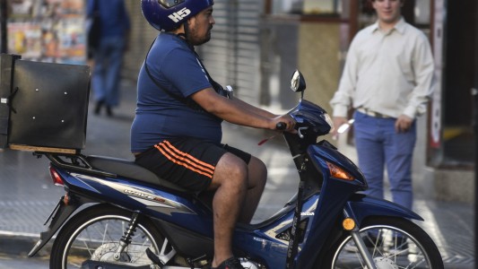 Córdoba: más de la mitad de los motociclistas no usa adecuadamente el casco