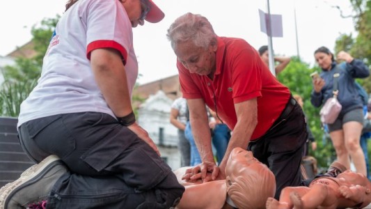 Continúan las capacitaciones gratuitas de RCP y primeros auxilios urbanos en la Municipalidad de Córdoba