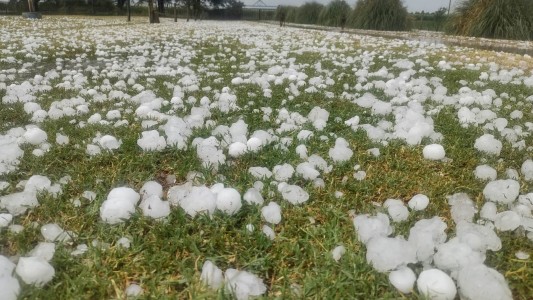 Fuertes tormentas con caída de granizo en Córdoba y la región
