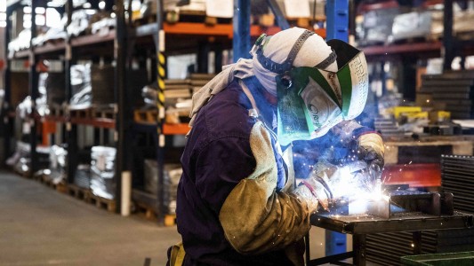 Otro signo de la recesión: el uso de la capacidad instalada de la industria fue del 54,6% en enero