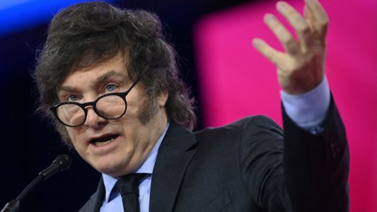 Milei busca un pool de préstamos para obtener US$15.000 millones y acelerar la salida del cepo