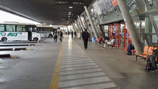 Con el aumento de tarifas, 3 de cada 10 pasajeros se bajaron del ómnibus