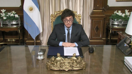 La nueva Ley Ómnibus incluirá la reforma laboral