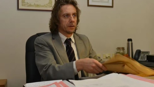 El fiscal Enrique Gavier fue multado por conducir con 1,44 mg de alcohol en sangre