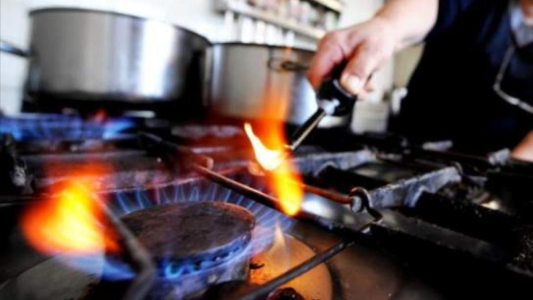Fuerte aumento del gas: quita de subsidios y ajuste superior al 300% en tres tramos