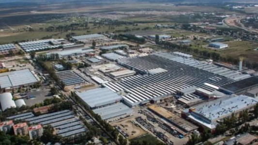 La recesión impacta en la planta de Renault: retiros voluntarios y jubilaciones anticipadas