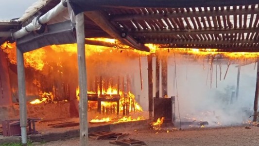 Córdoba: se incendió un parador en Valle Hermoso