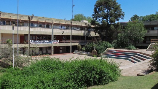 Tarifas: la UNRC recibió una factura de luz de $ 33 millones