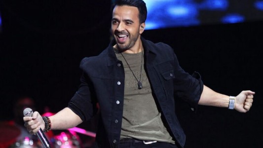 Luis Fonsi llegó a Córdoba: "Mitad de mi alma es romántica y la otra es fiesta"
