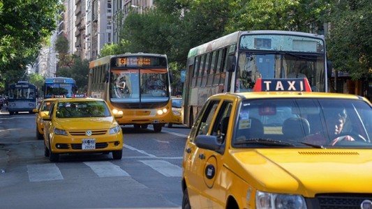 Córdoba: el viernes se actualizan las tarifas de taxis, remises e ITV