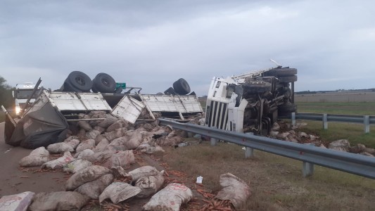 Ruta 36: un camionero sufrió la amputación de una pierna tras despistar