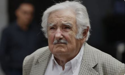 Pepe Mujica anunció que tiene un tumor en el esófago