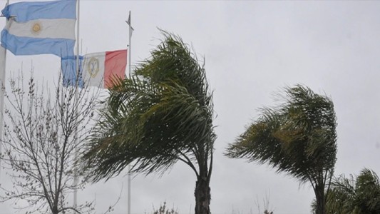 Con frío y viento sur, cómo estará el tiempo hoy en Córdoba