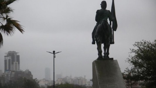 Domingo fresco, húmedo y con probabilidad de lluvias