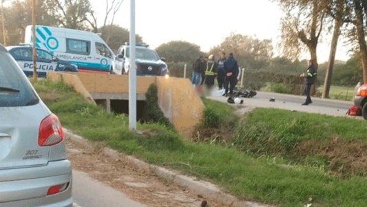 Villa Nueva: un joven de 26 Años murió tras chocar su moto contra un camión