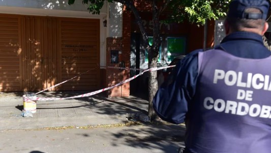 Asesinan a un joven de 19 años en Córdoba: detienen a un "amigo" de la víctima