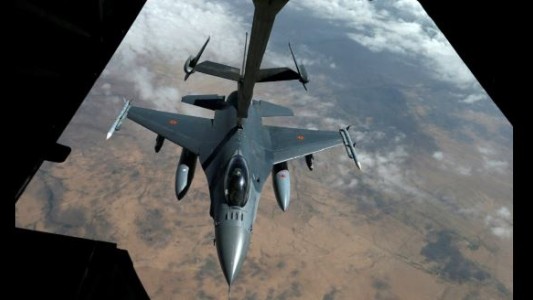 “Bazar de armas": Milei va por más aviones, helicópteros, tanques y submarinos