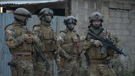 Finalizaron los allanamientos con doce detenidos en Villa La Lonja