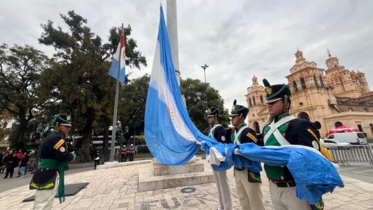 Passerini: "No recuerdo que un presidente haya venido a Córdoba el 25 de Mayo"