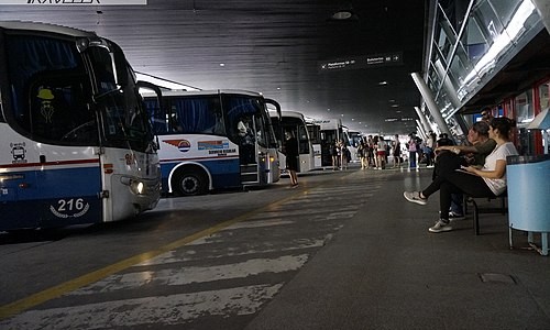 La Terminal de ómnibus de Córdoba luce nuevos asientos: así son