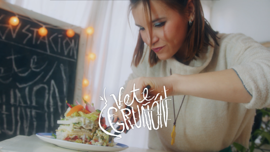 Hoy les voy a mostrar cómo hacer una torre de miga