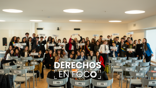 XXII Modelo de Naciones Unidas Junior: Adolescentes asumen roles diplomáticos y discuten temas globales en un simulacro de la ONU