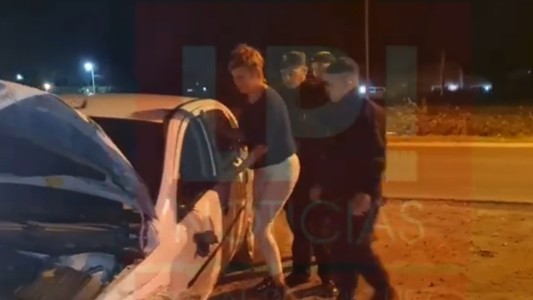 Video: funcionaria de General Rodríguez manejó borracha, chocó e intentó "arreglar" el caso