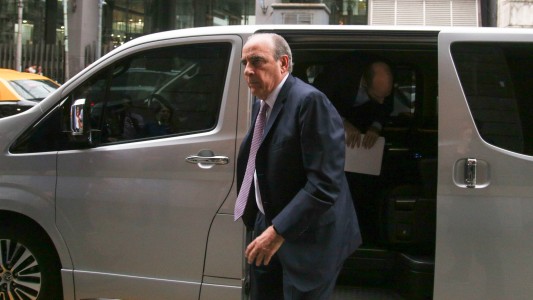 Ley Bases: Francos comenzó las negociaciones con bloques dialoguistas en Diputados