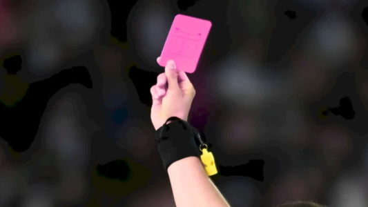 Tarjeta rosa: la novedosa implementación que se usará en la Copa América