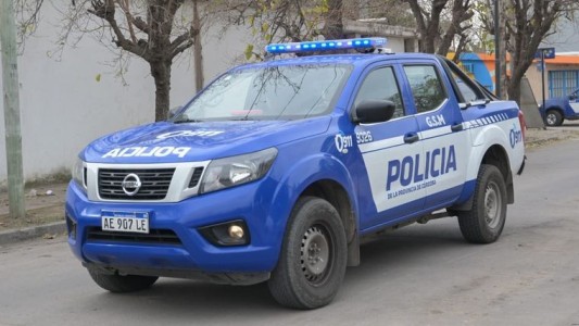 Cinco menores detenidos luego de robar un celular y prendas de vestir