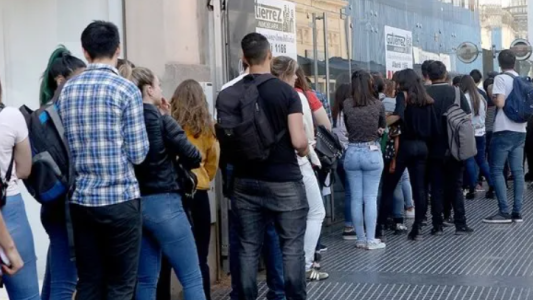 La desocupación creció al 7,7% tras el impacto de la devaluación y recesión