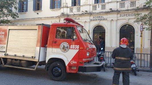 Cinco alumnos descompuestos en el colegio Dr. Agustín Garzón Agulla por presuntas fallas de gas