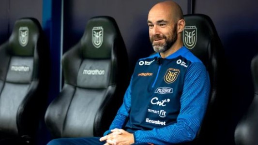 El DT de Ecuador aseguró que su equipo deberá hacer un "partido perfecto" para eliminar a Argentina