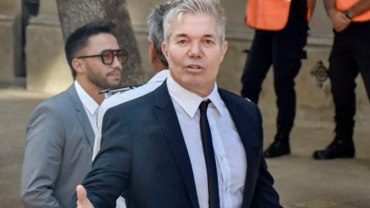 Burlando ofreció recompensa por Loan: "Si lo tenés, ponete en contacto conmigo"