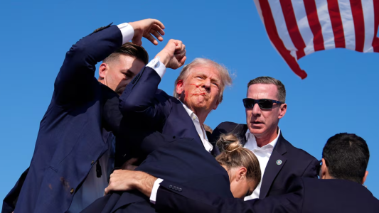 El intento de asesinato de Trump desata una oleada de teorías de la conspiración