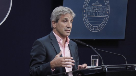 El Gobierno logró superávit financiero en junio por sexto mes consecutivo